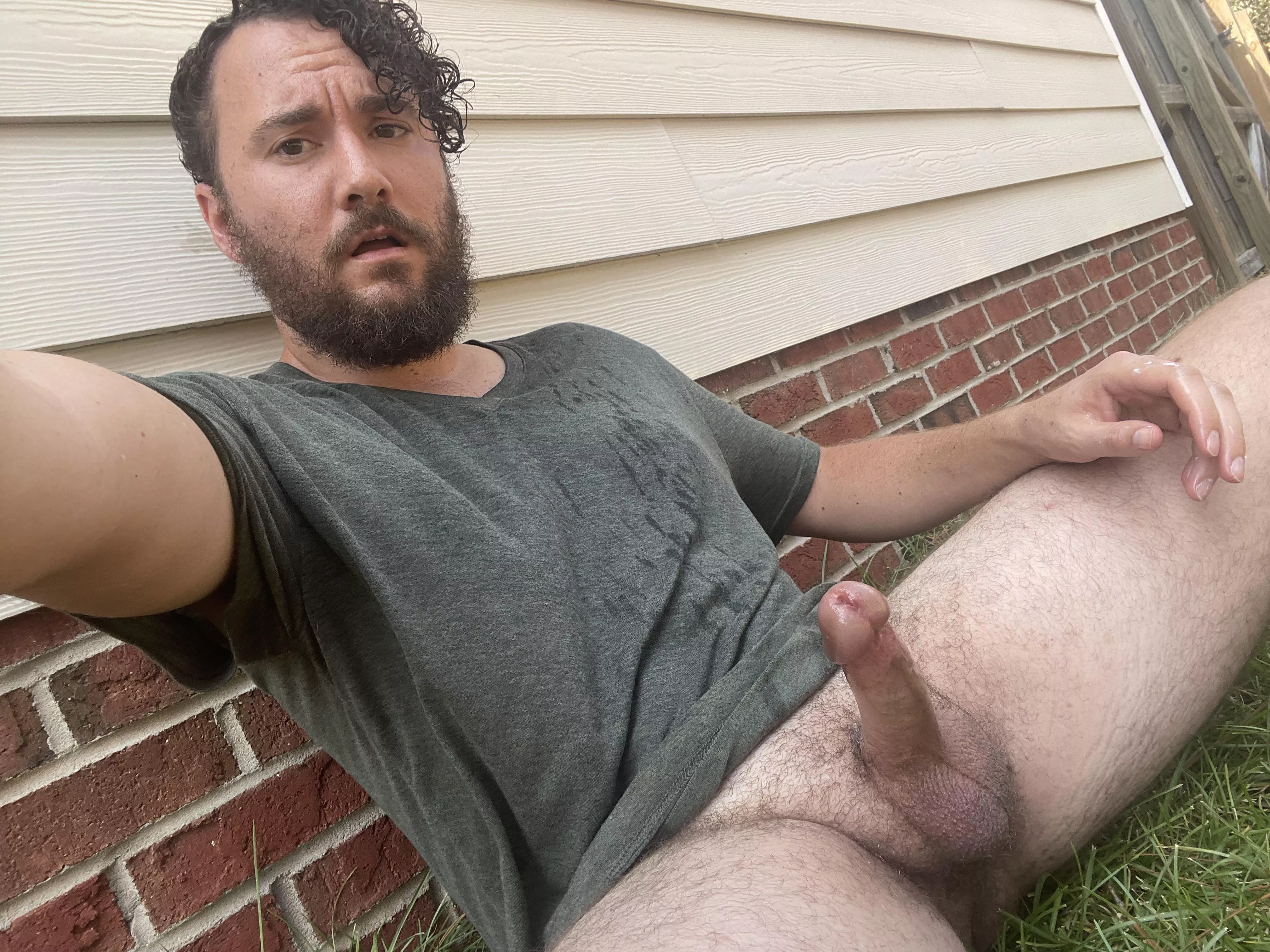 Playing outside in the rain 😅 posted by erotikartist92