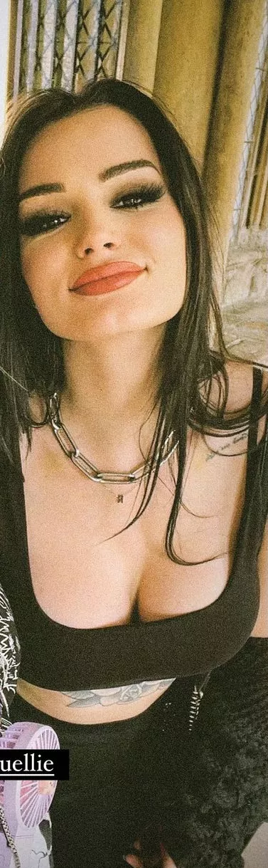 Saraya 🤍🖤 posted by Available_Ad_4132