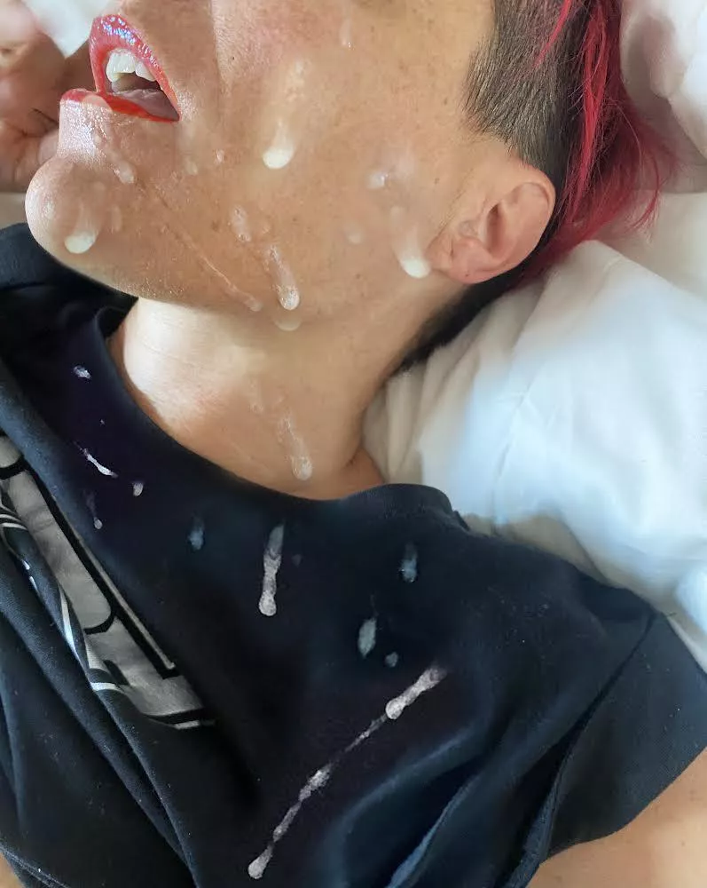 After a disruptive cumshot like that I love to eat every single drop with a girl helping me to clean my face and my black T-shirt [OC] posted by EVERYROFSEX