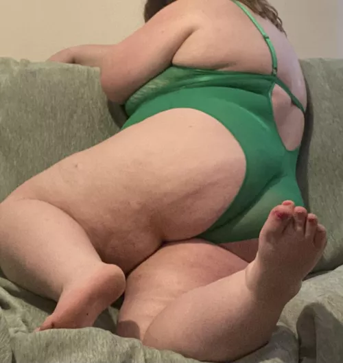 Bootylicious. by LunaBloom_29