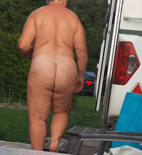 Camping by Nacktschwimmen