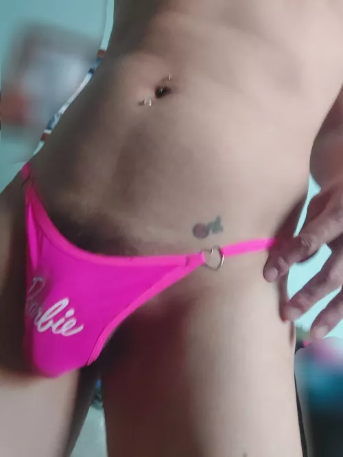 Come closer it smell like candy by dinaladina