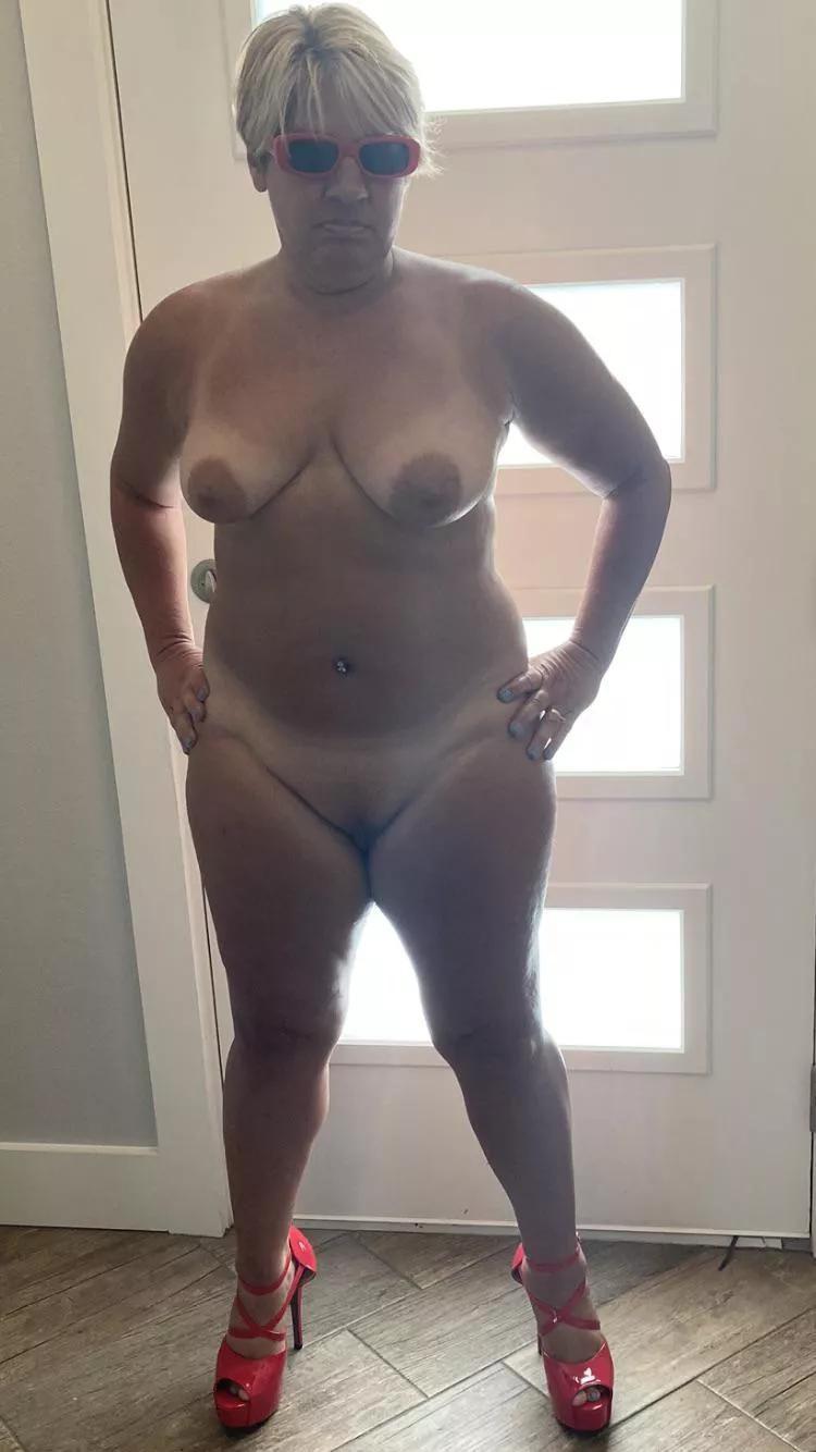 Fuck ME Friday posted by Saltysylvia