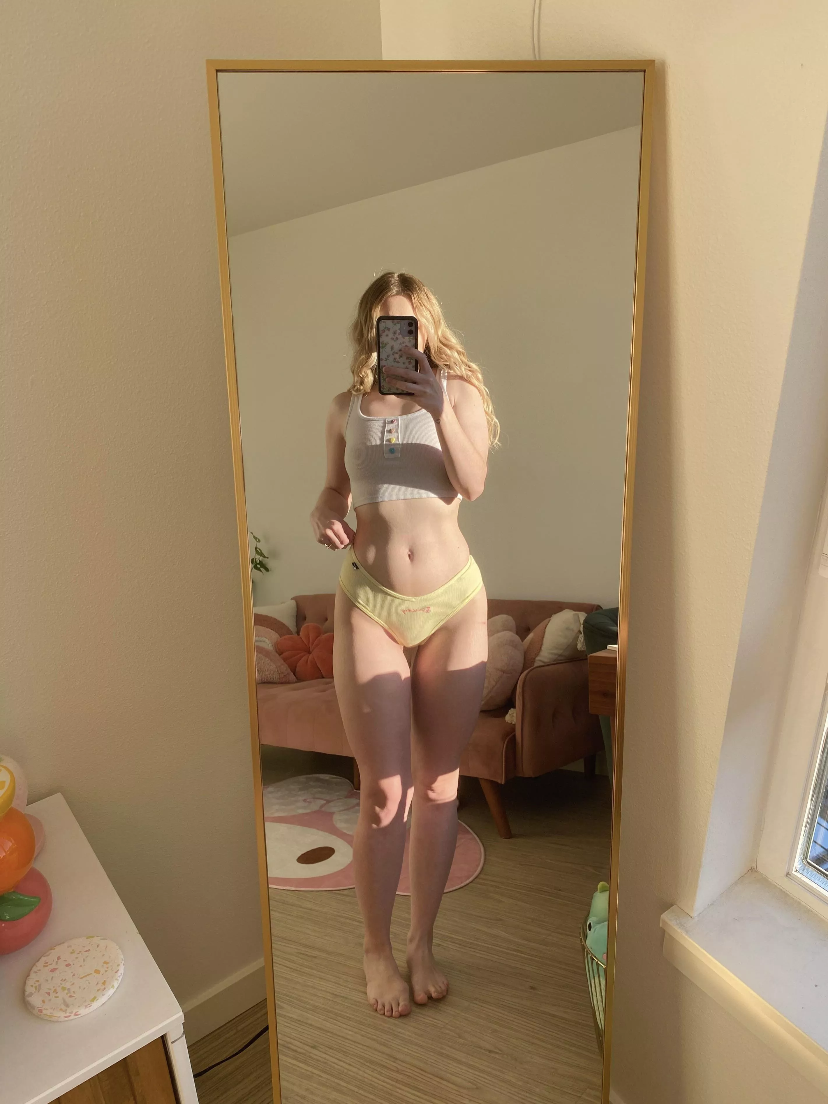 here’s me in my tuesday undies to hopefully make your thursday better :) [f] posted by flatlacroix2