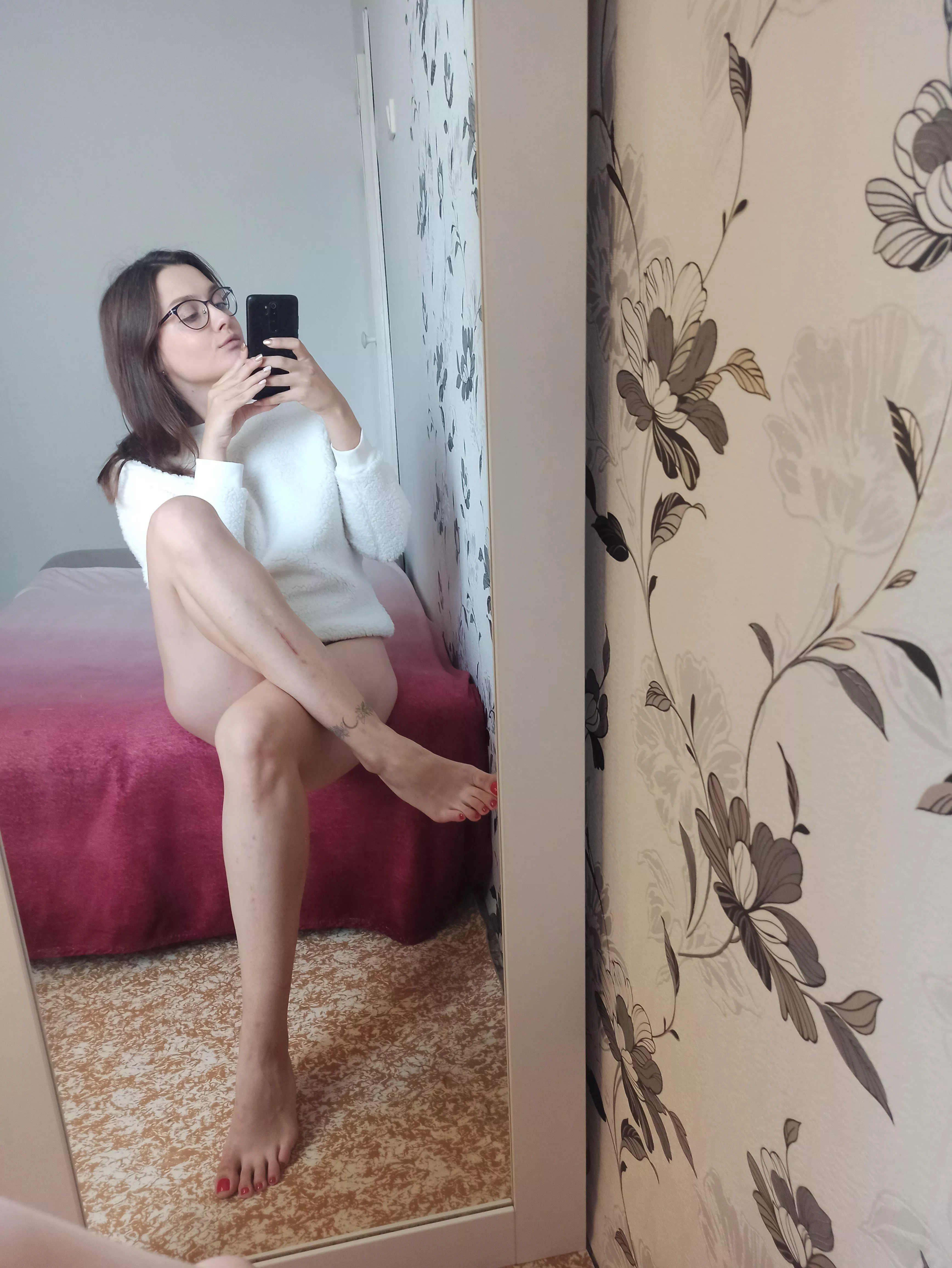 Just my morning selfies posted by Honey_69_