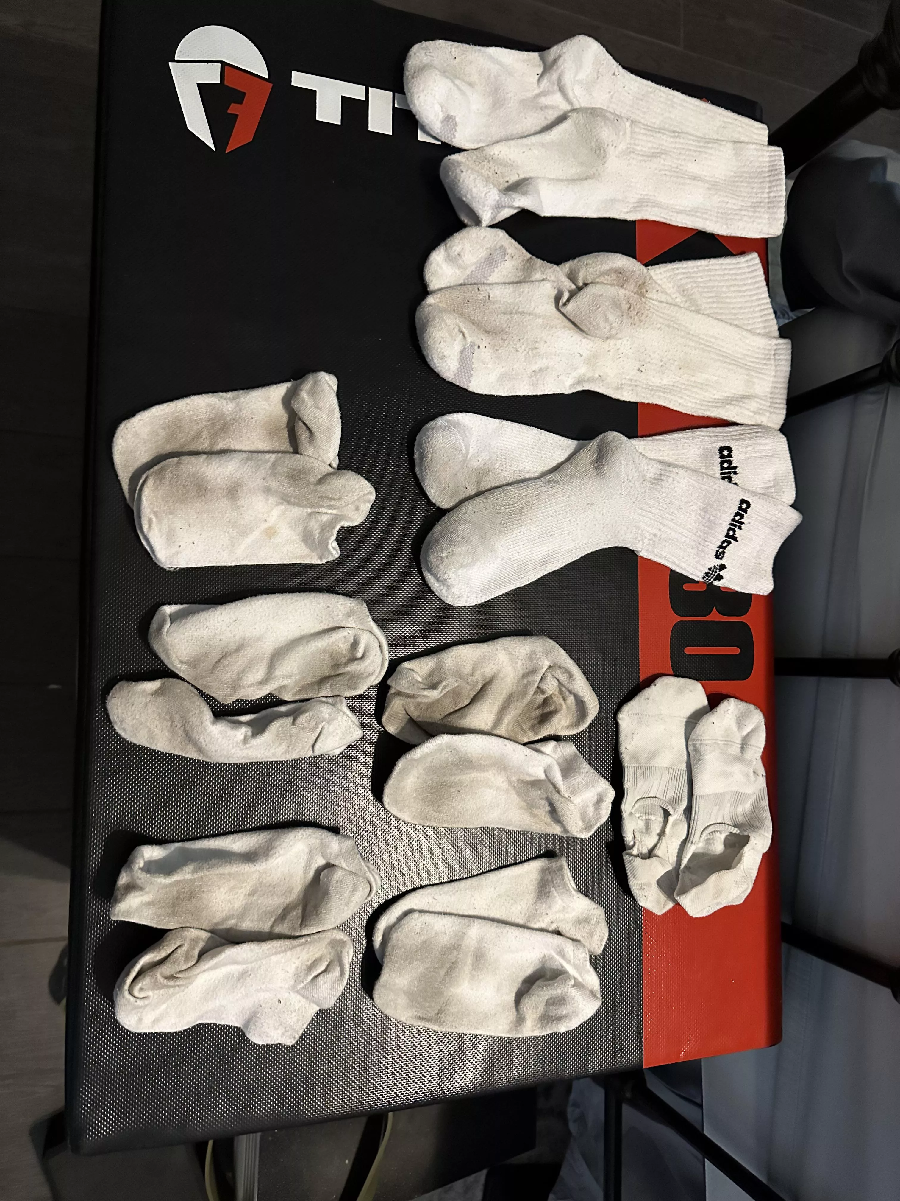 Lots of options to choose from. I wear the longer to volley ball 🤭 posted by BarefootBrunette_