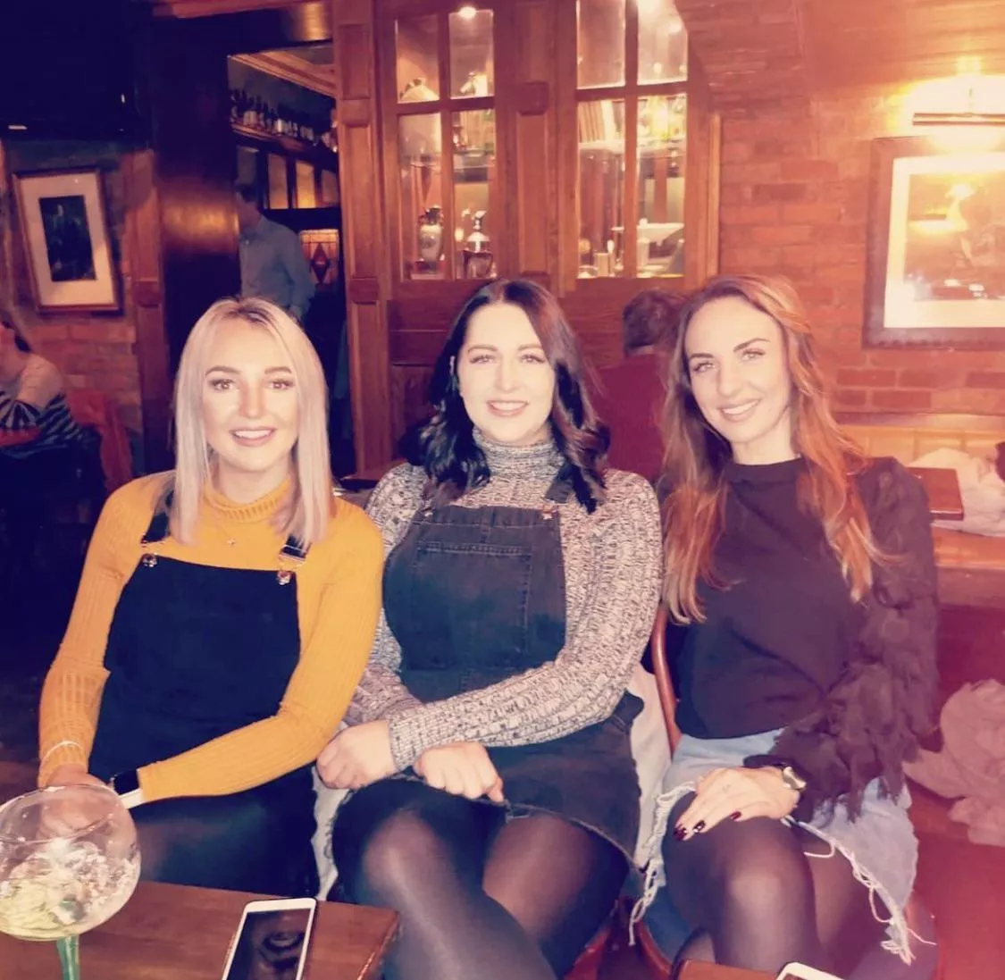 Milfs in Tights posted by HoodlessJohnson