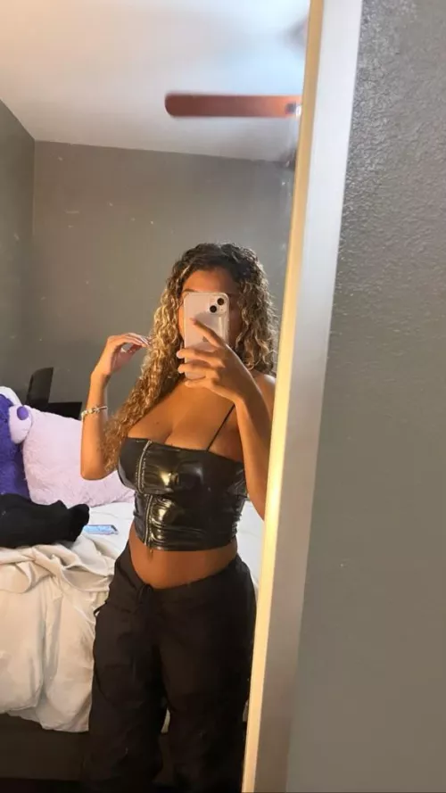 Rate my fit 🥰 by Chefsweaty300