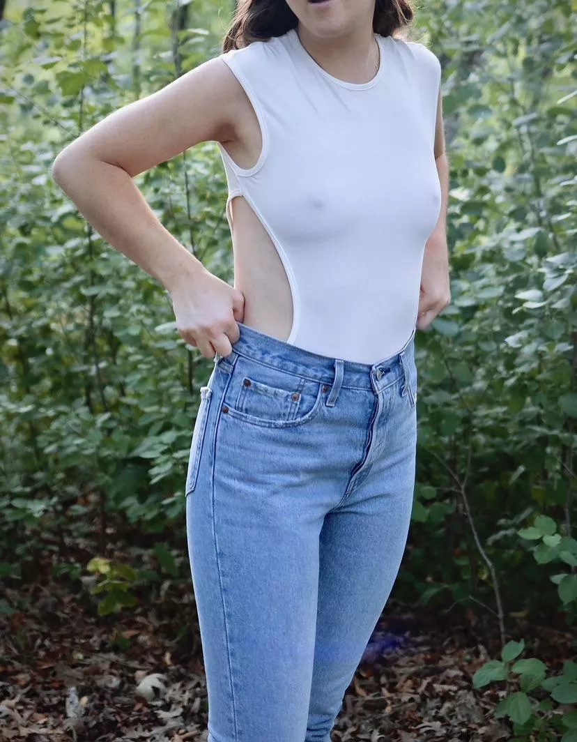 seeking those who prefer smaller boobies 😋 posted by notabadpoppy