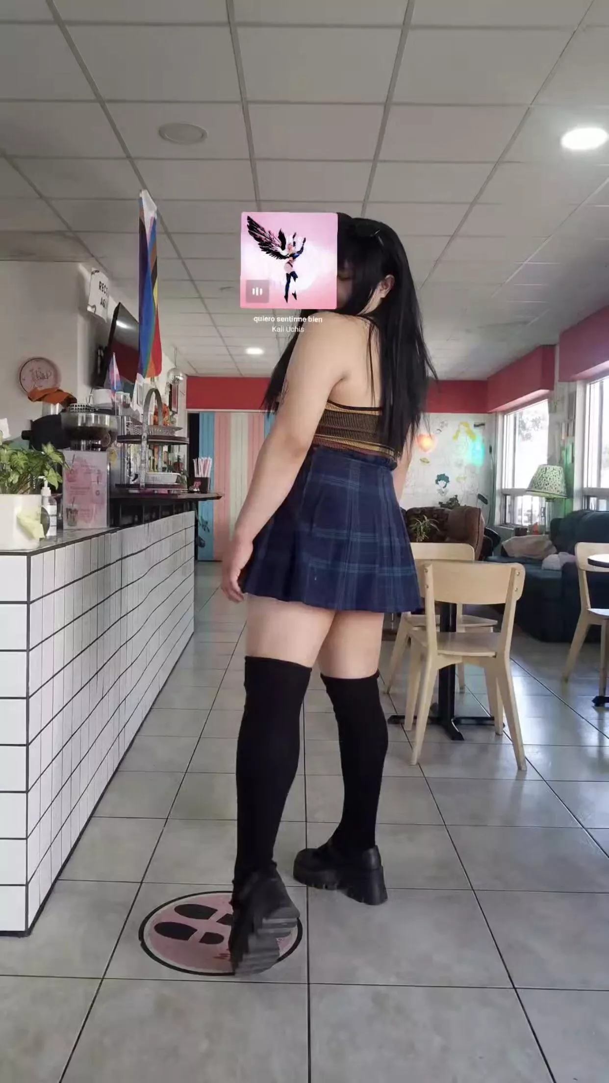 u think i have a girly body? :3 posted by Sarsamorita