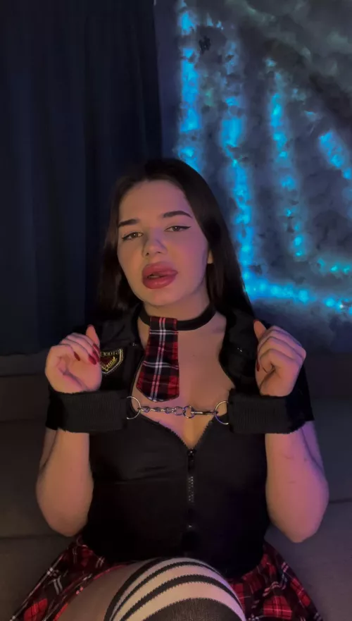 Wanna use me like a toy? by belliedNonbeing919