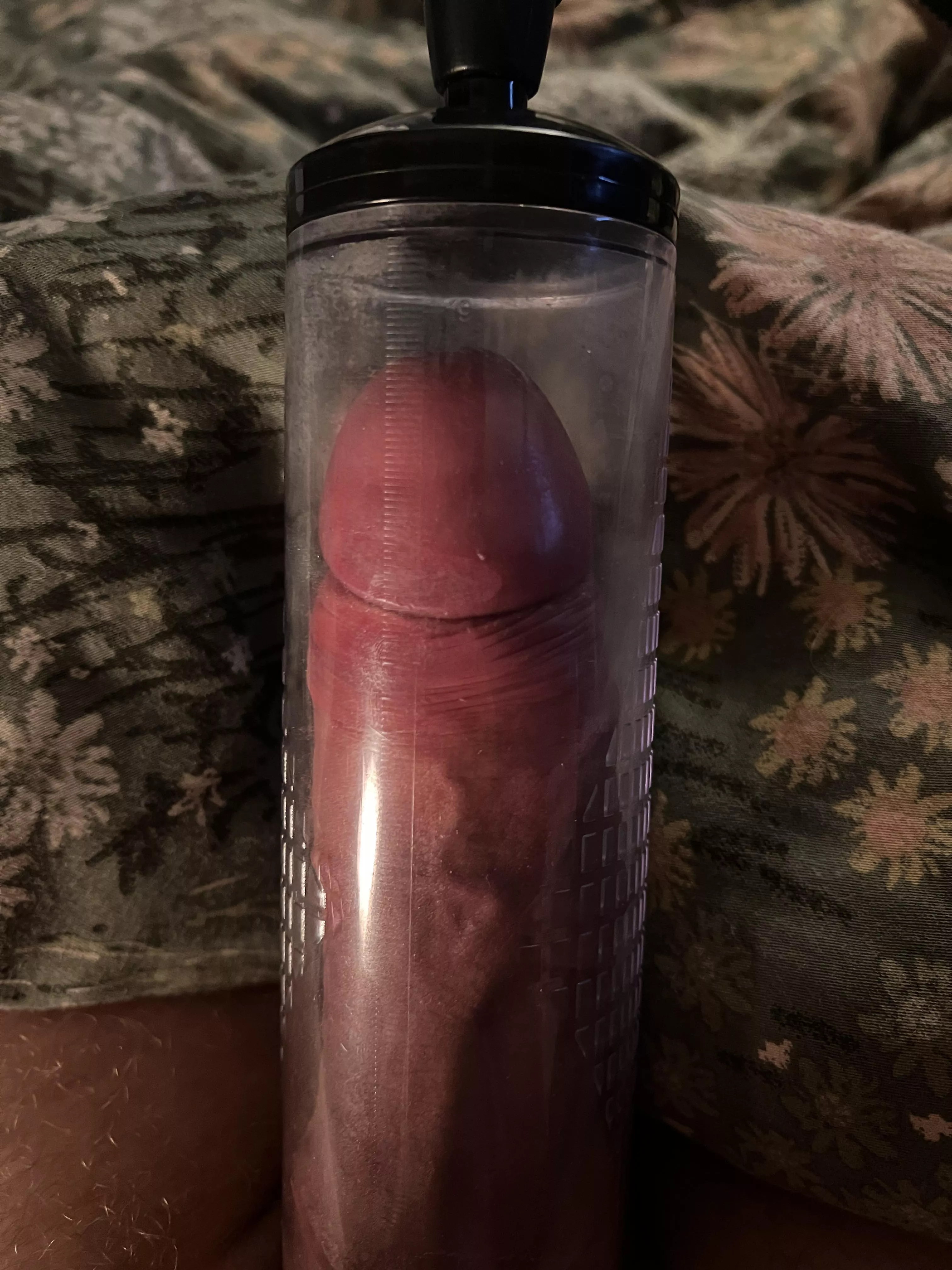 10 minutes in and almost hitting that 19cm mark! posted by Regular-Eggplanty