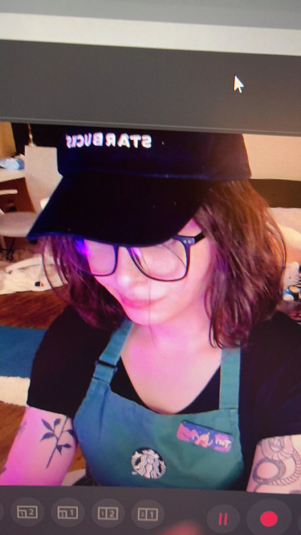 am i a cute barista? posted by nymphoeeee