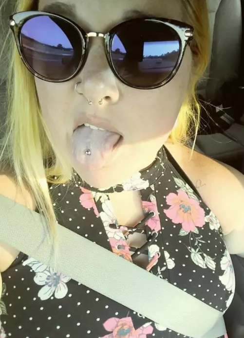 Being a good girl when I go out today.......... I promise by Lexi_Toye