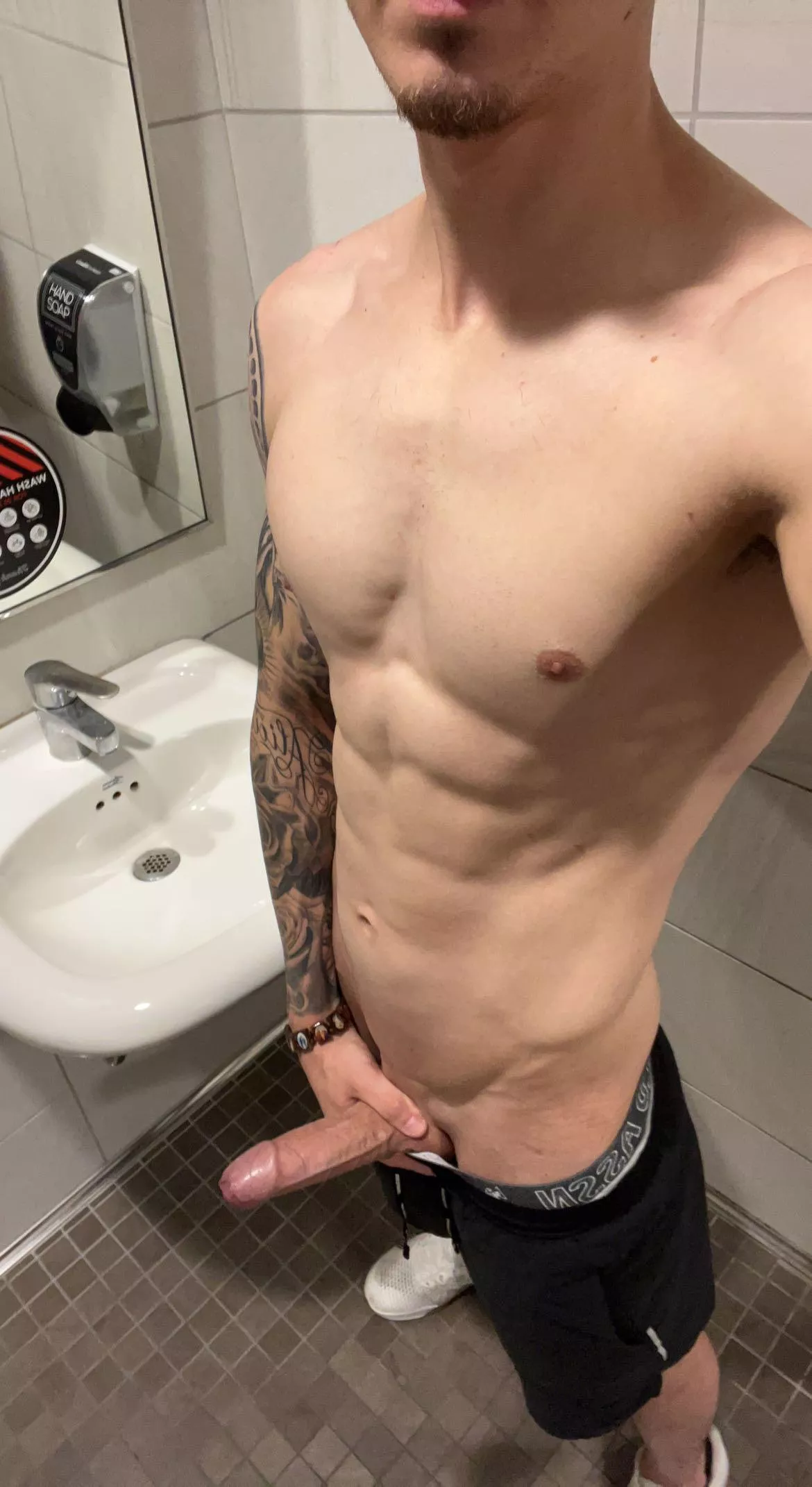 Being lean has its positives posted by hungandshredded