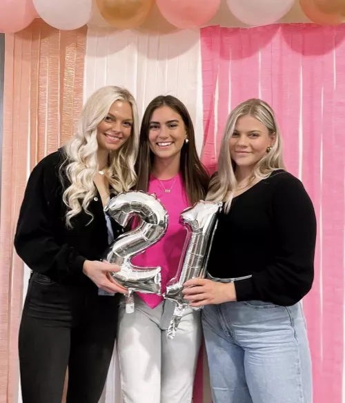 College girls by DeliveryGuy98