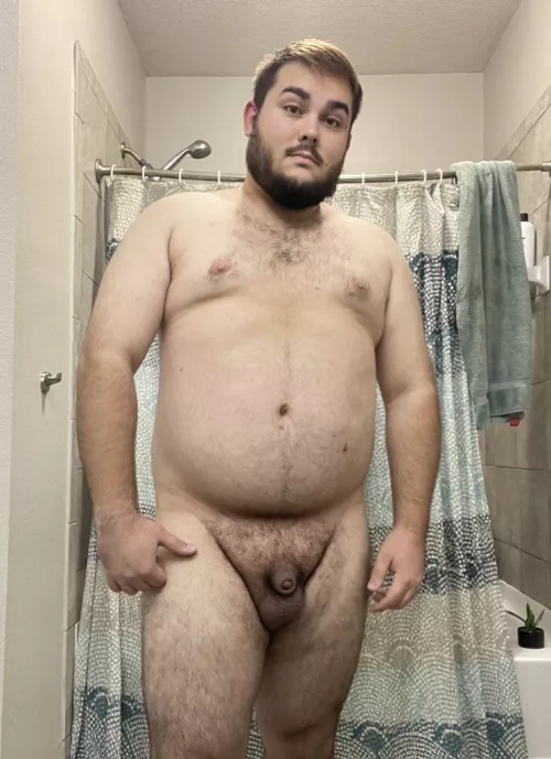 Grew up playing baseball and showering with my team. Taught me to be pretty comfortable naked tbh. by jccubb