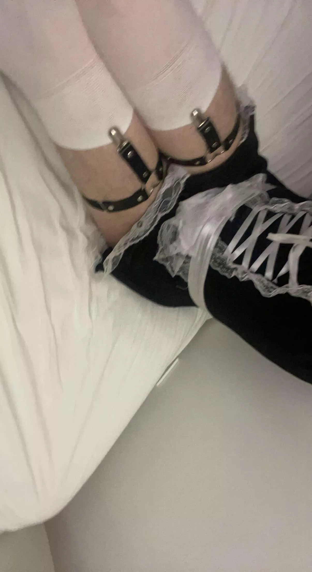 Hello posted by Uwuuooi