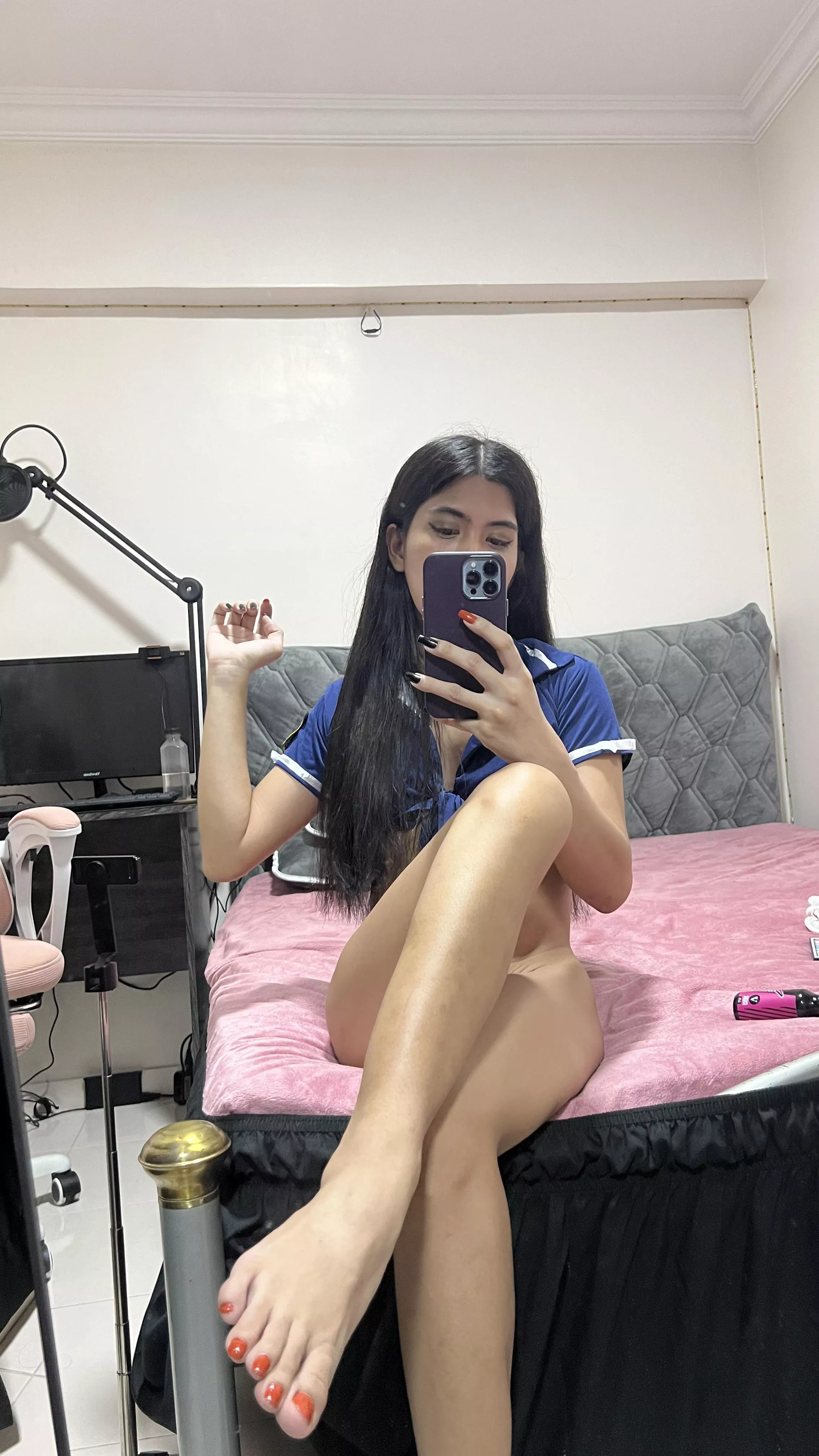 I’d love to rub my feet to something hard. posted by TSLilithCruz