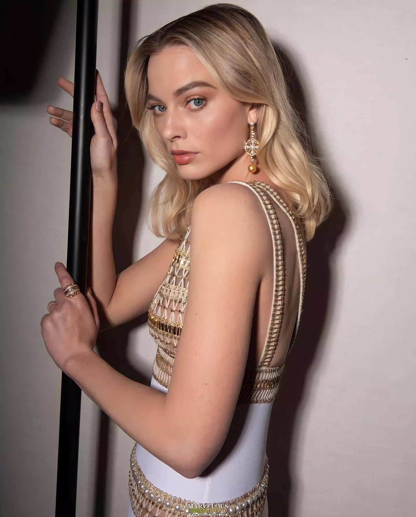Margot Robbie posted by sagar9175