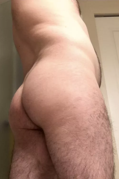 Peaches by bothwaysopenjaws