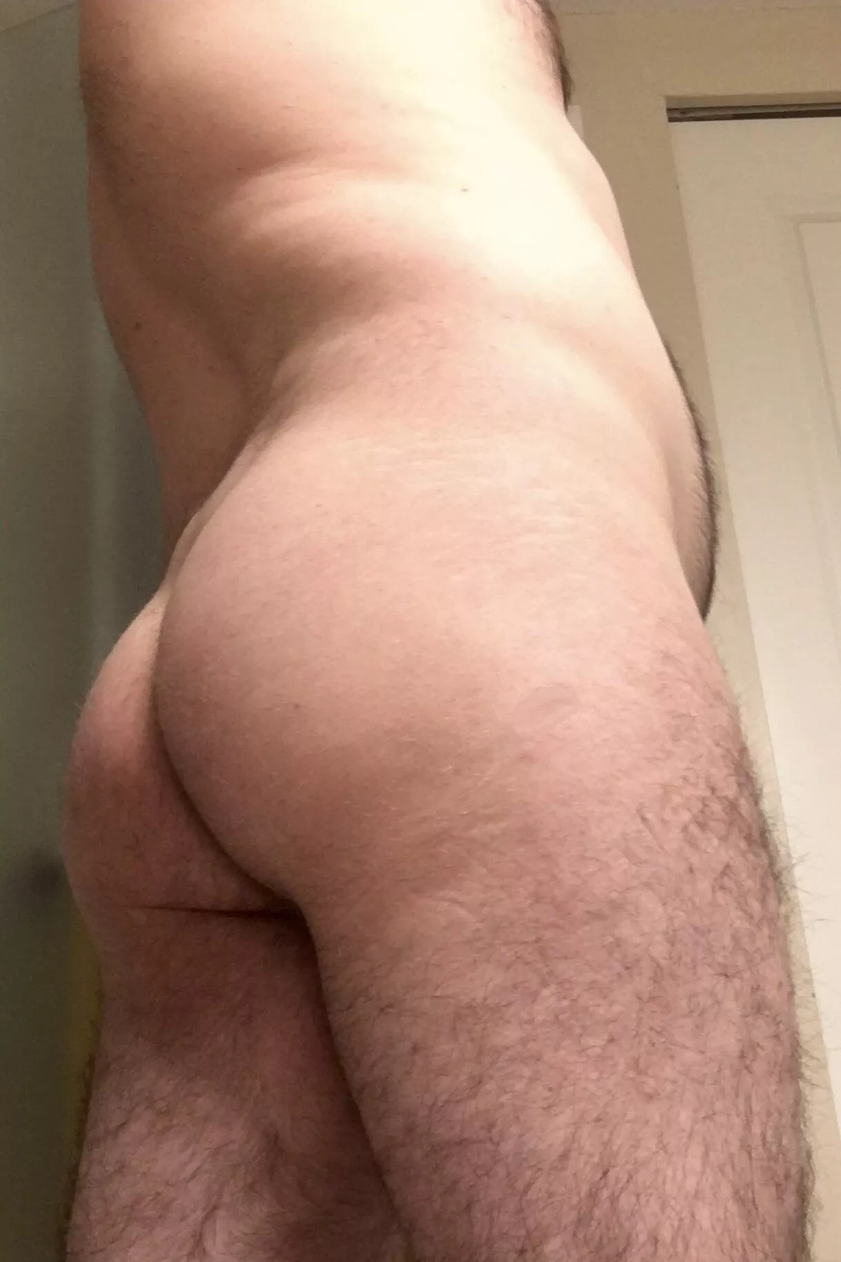 Peaches posted by bothwaysopenjaws