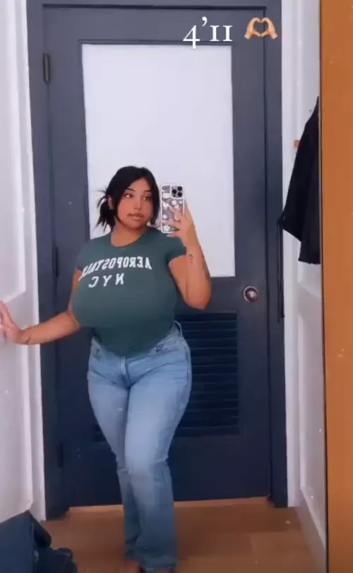 Small package by FloatWithUs