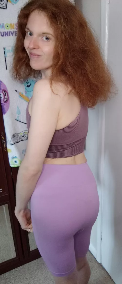 Smiling because I loved my outfit earlier! by Hot-Campaign3260