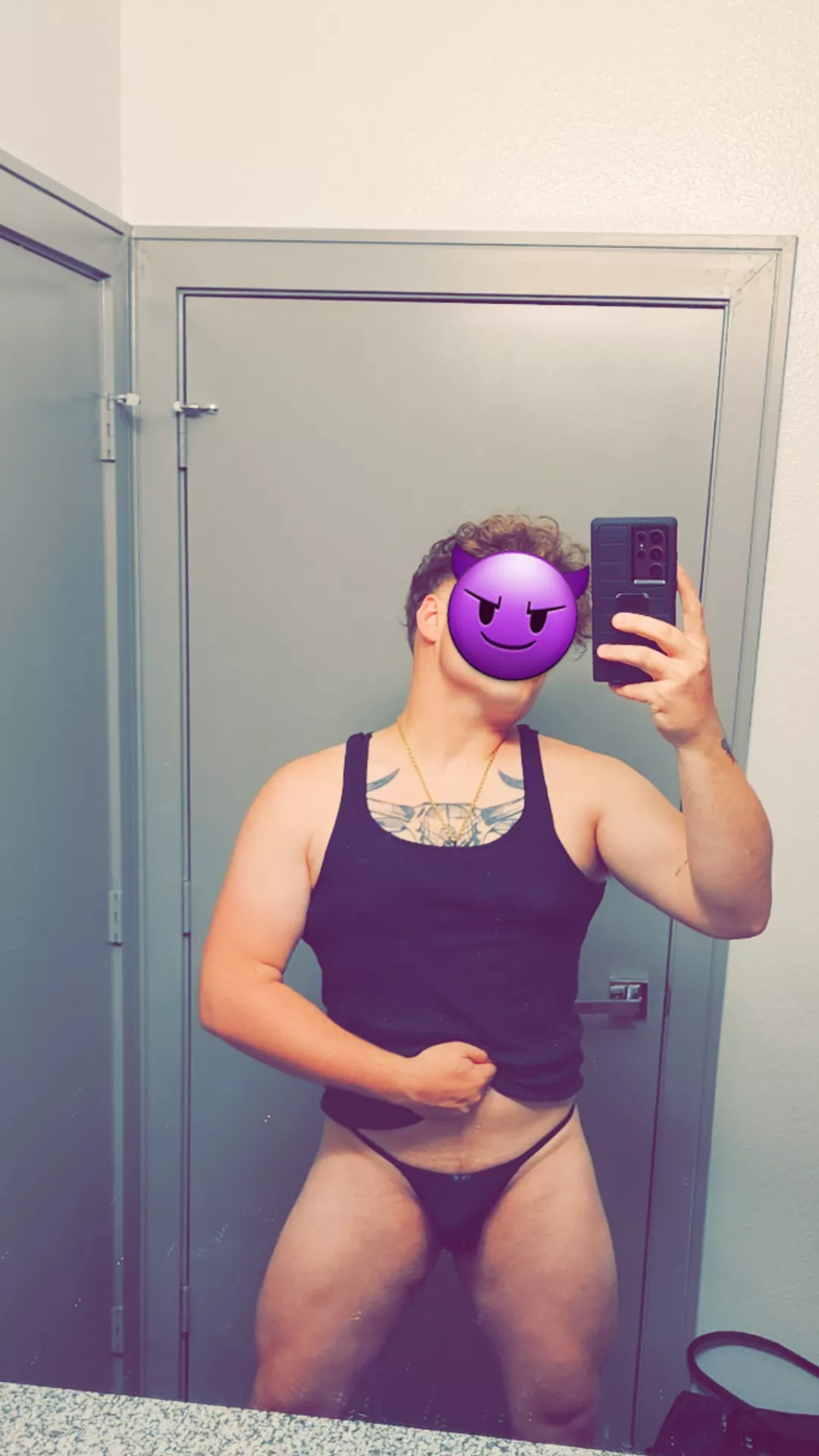 Thongs and Thighs 😈🤜 posted by Pup_Incubus