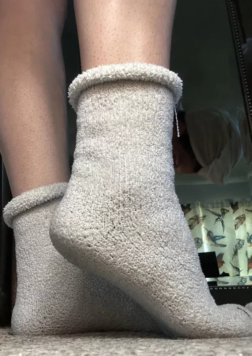 Warm, cozy and worn fuzzy socks! 😉 by Belina_Step