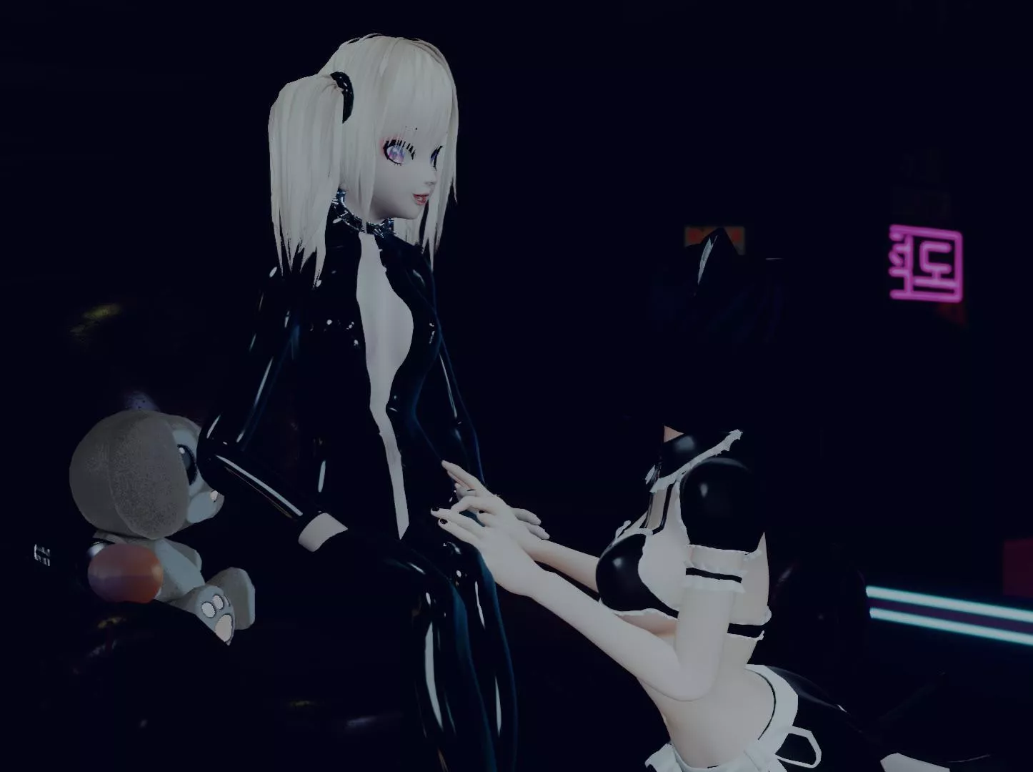 well well well looks like we got something special to play with at the club🖤 https://chaturbate.com/emyliveshow posted by EmyLiveShow