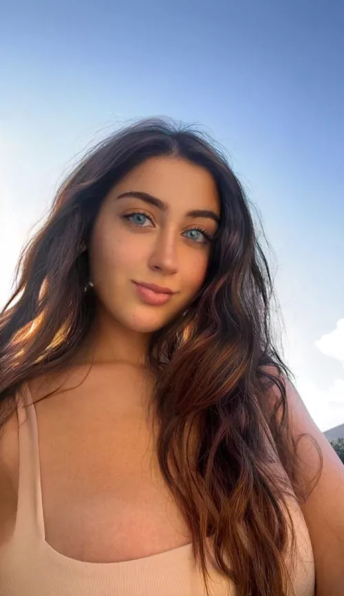 Can I go viral on here without showing off my body? by chikitalyana