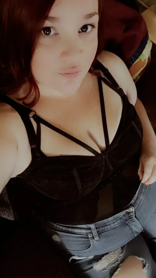 Do you like my outfit? by Zeldas_Reveal