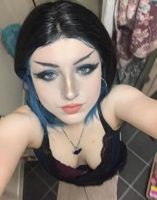 Going out. Think the driver will appreciate the view by smeedycat