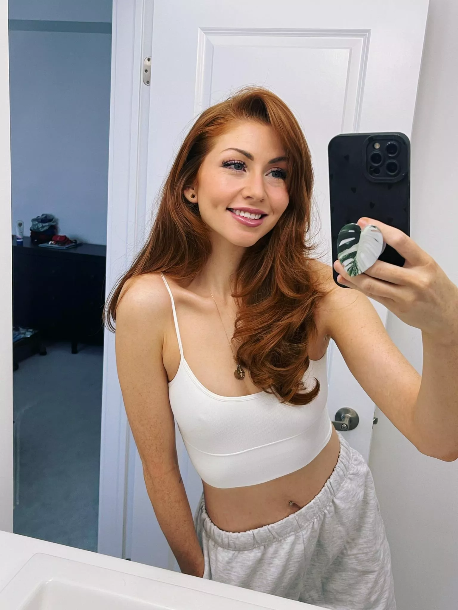 Happy long weekend posted by spicyclementine7