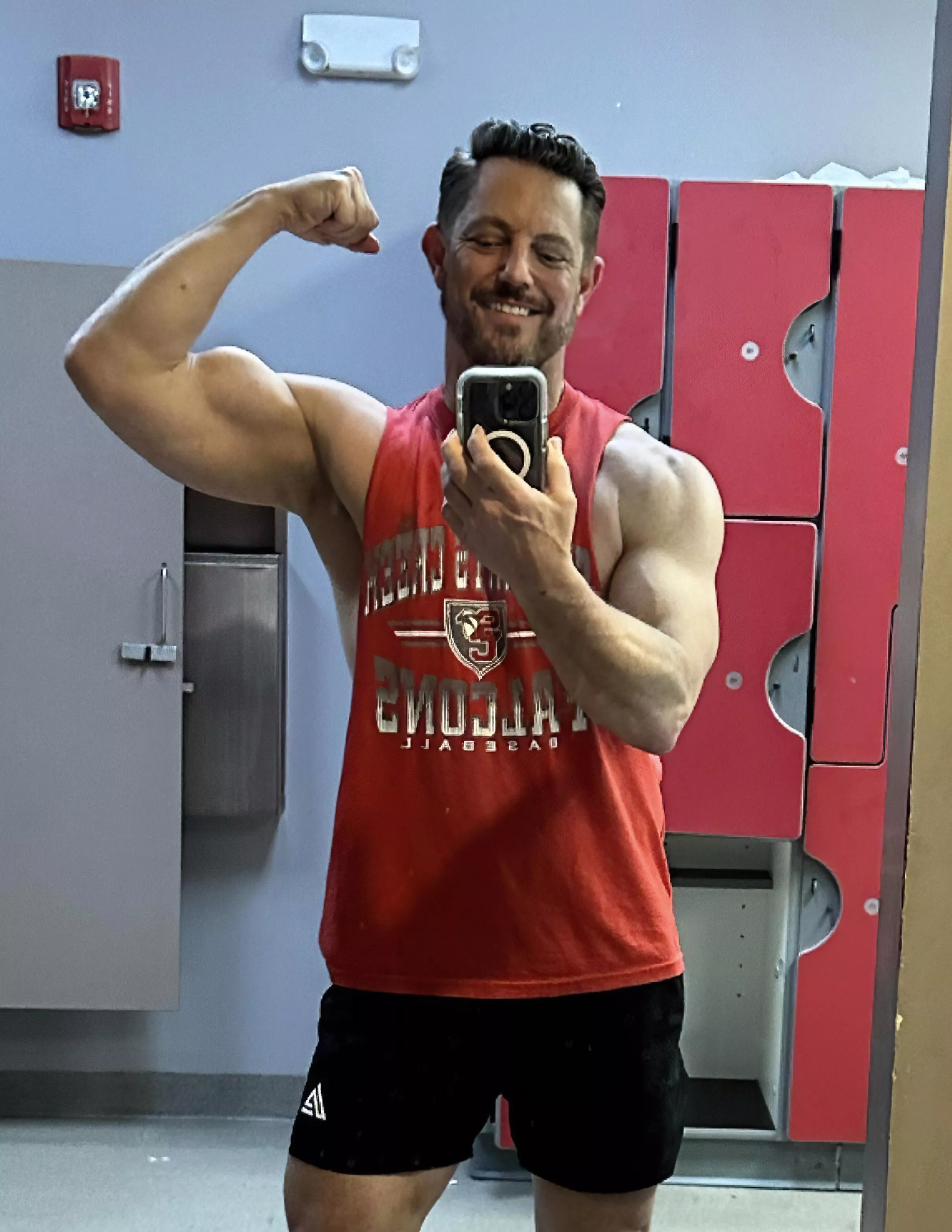 hello there (38) posted by NStud38