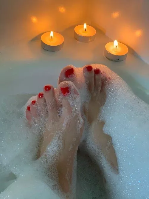 Hot bath who wants to join me? by Deliciousfeet9