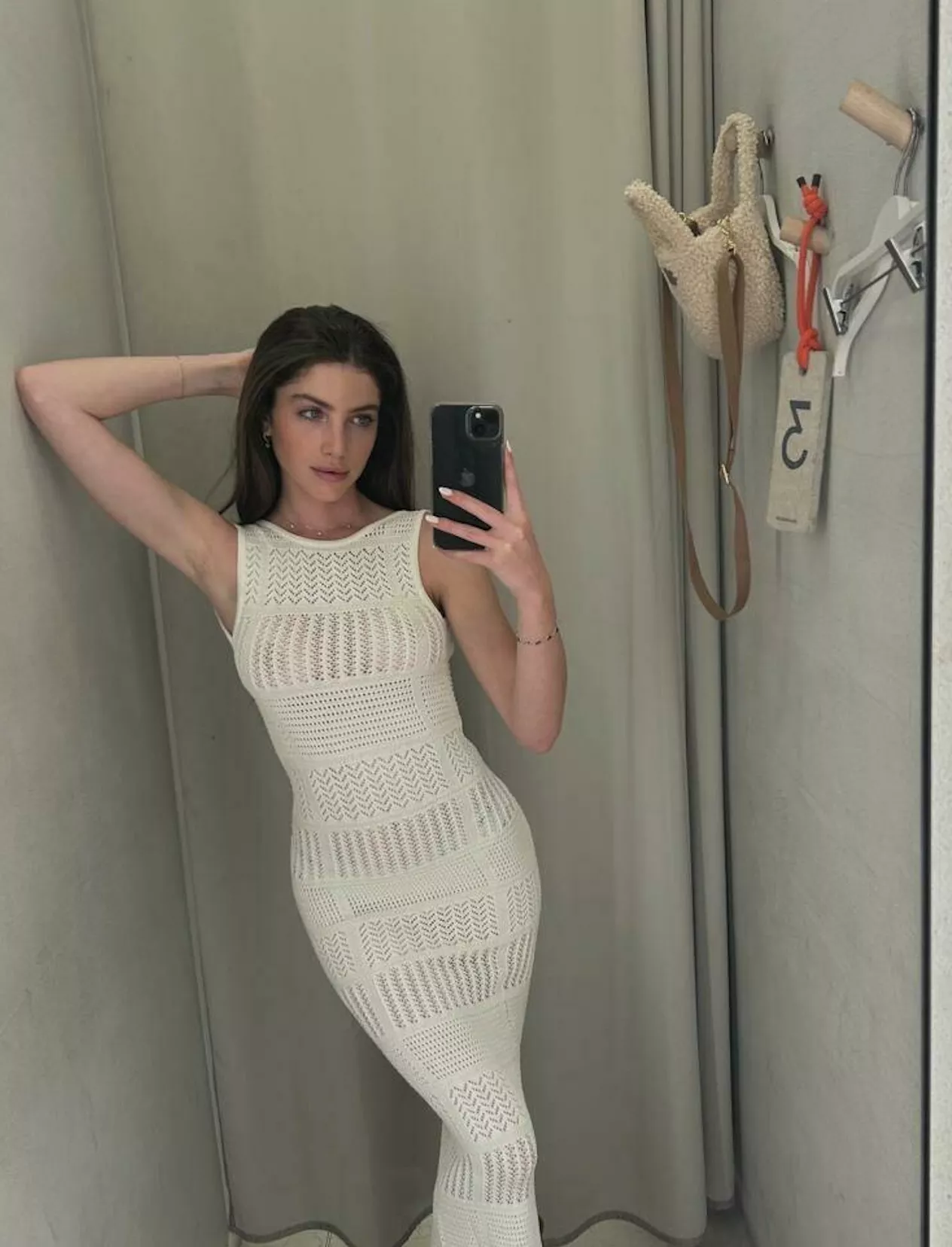 How's this one look on me 🤍 posted by CreativeEG