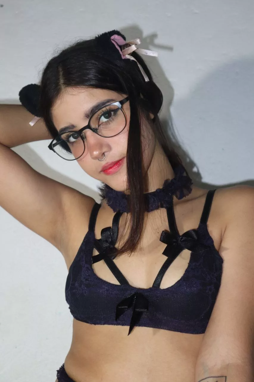 I feel extra confident with my new glasses posted by adorableroses