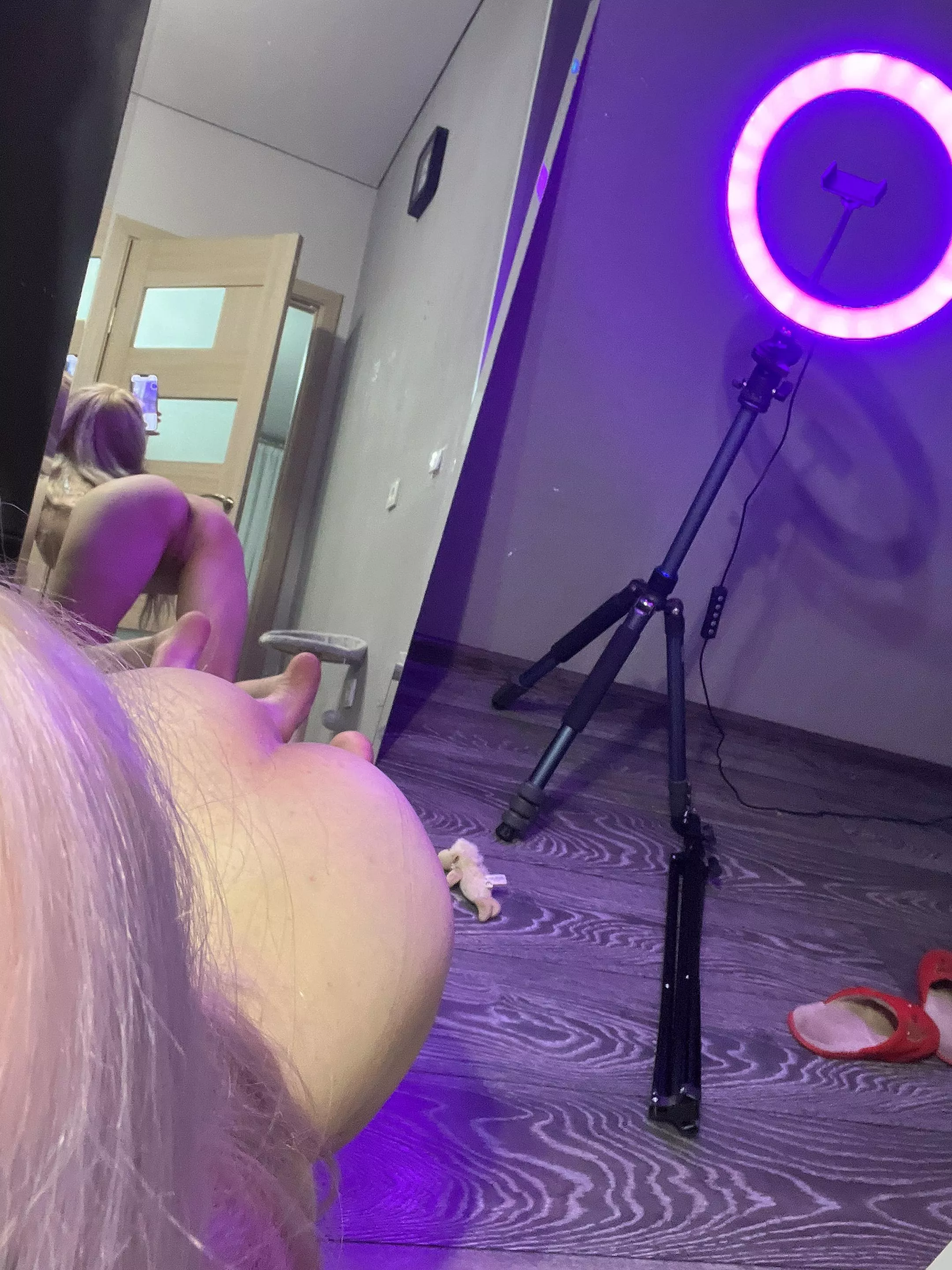 I`m waiting for you, come and fuck me. posted by U_ARE_BBQ