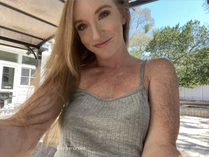 It’s a blind date and I show up. Do you leave by Nervous_Wrongdoer_82