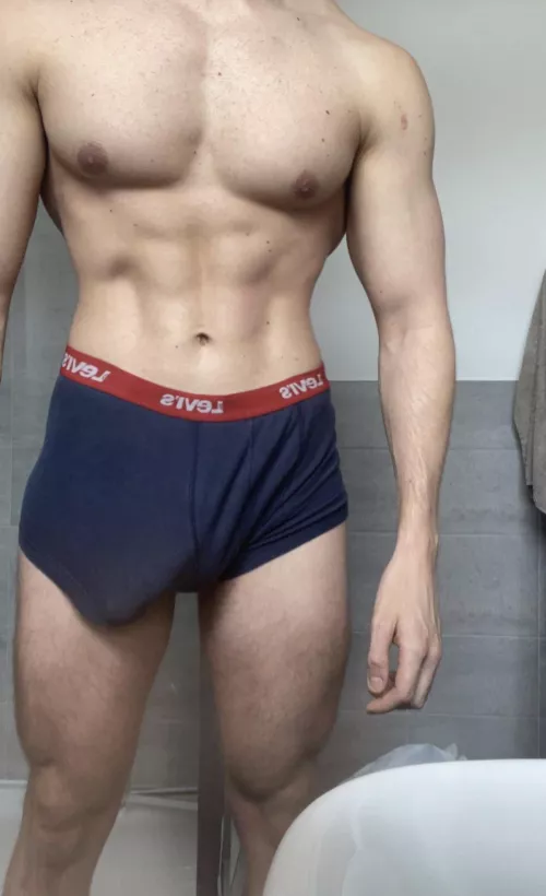 (M) ready for leg day! by AJS9422