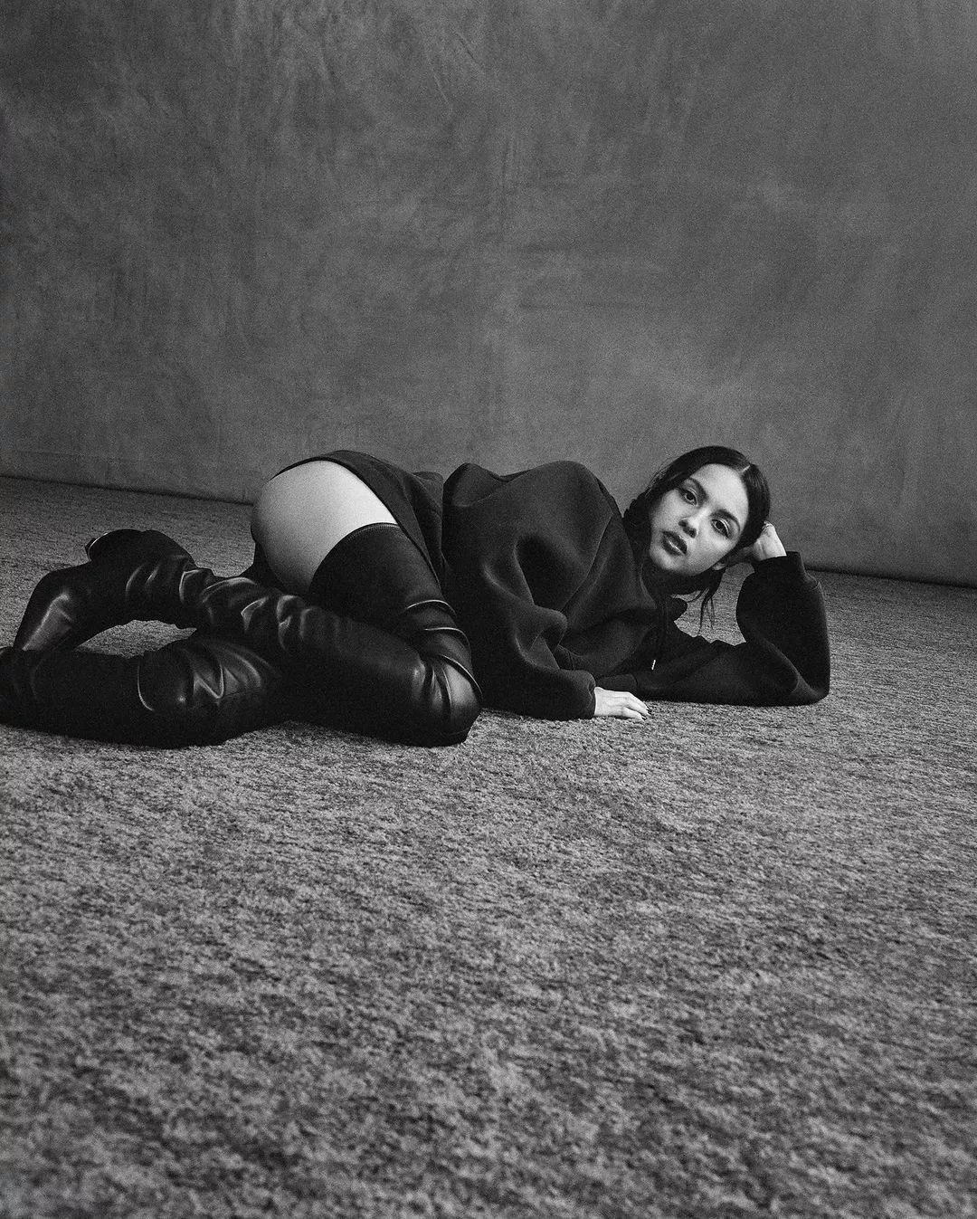 Olivia Rodrigo posted by Jake61692