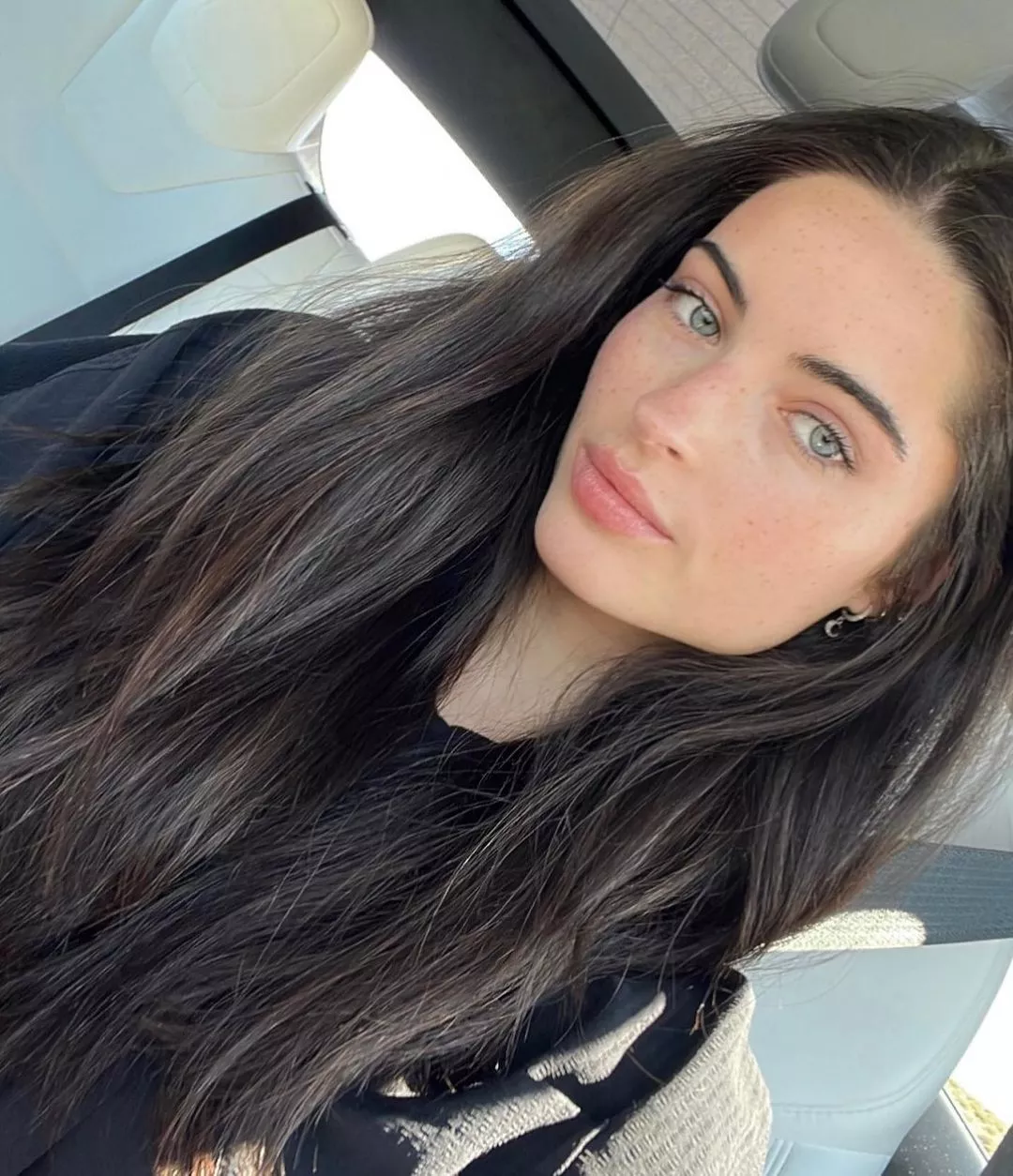 Renee Murden posted by sagar9175