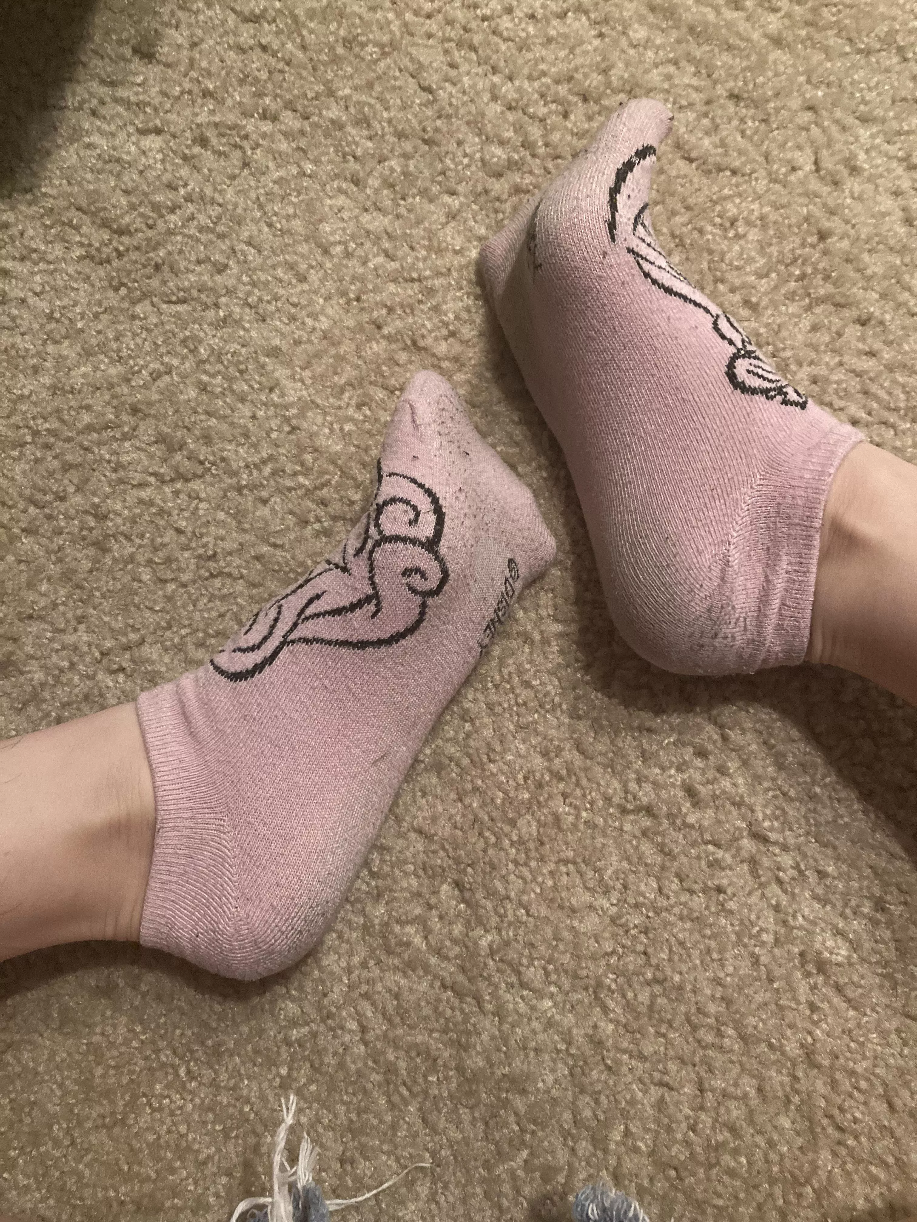 [selling] Nice and sweaty in this CA heat~ Selling panties/socks/bras and more~ posted by SlutSellingSocks