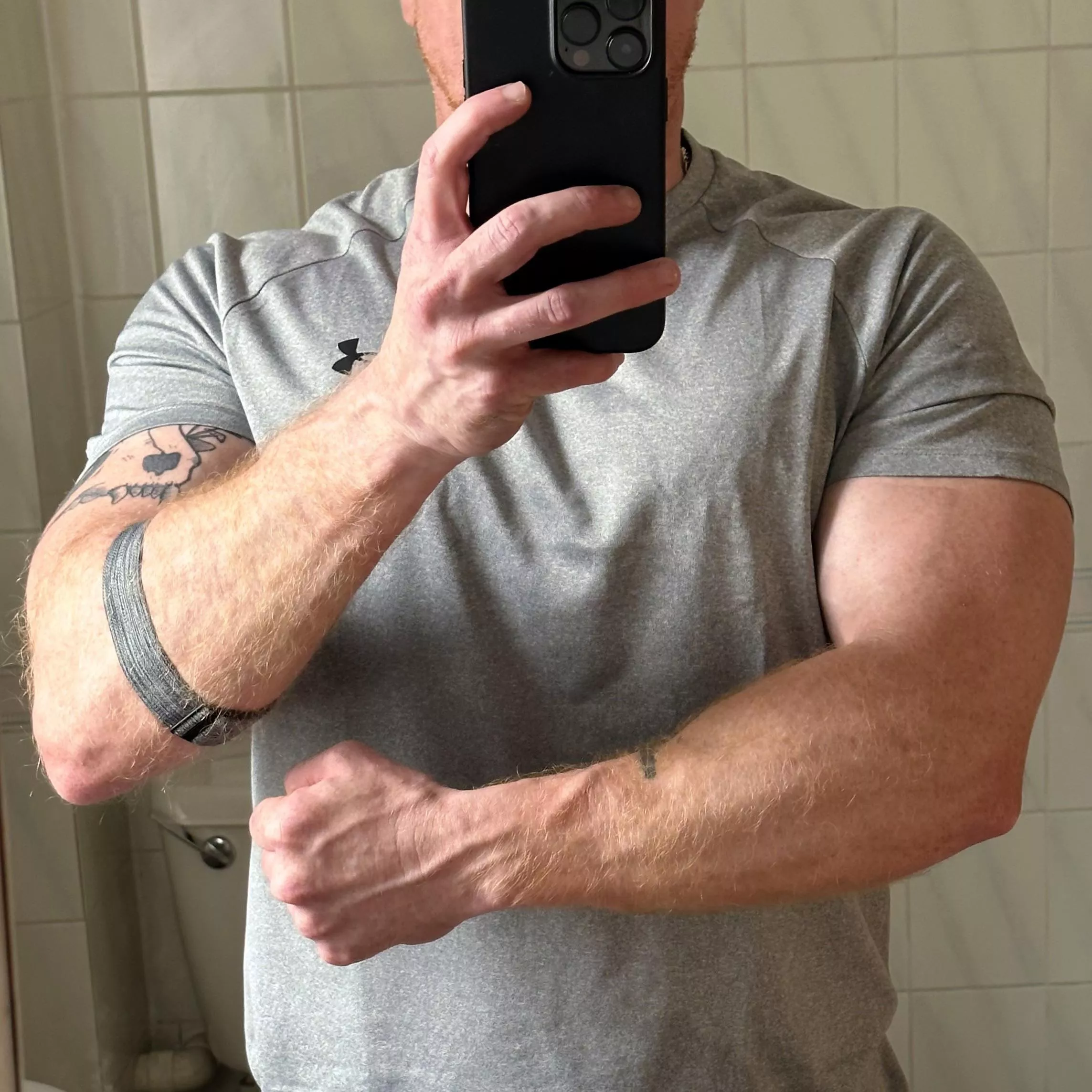 Sun's out, guns out ☀️ posted by _TtTToriginal_