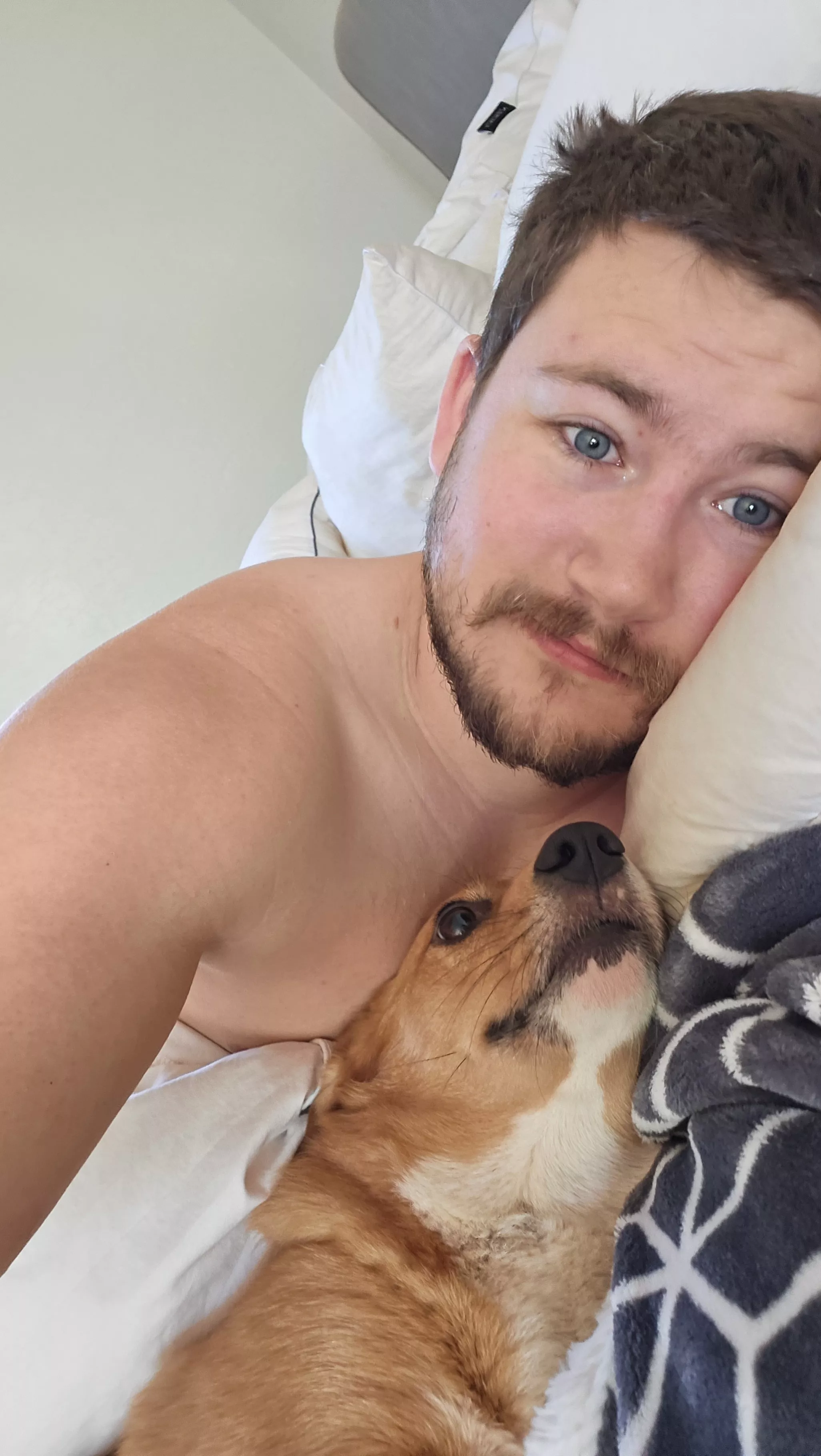 Took this pic yesterday and forgot about it 😄 posted by Archer_7