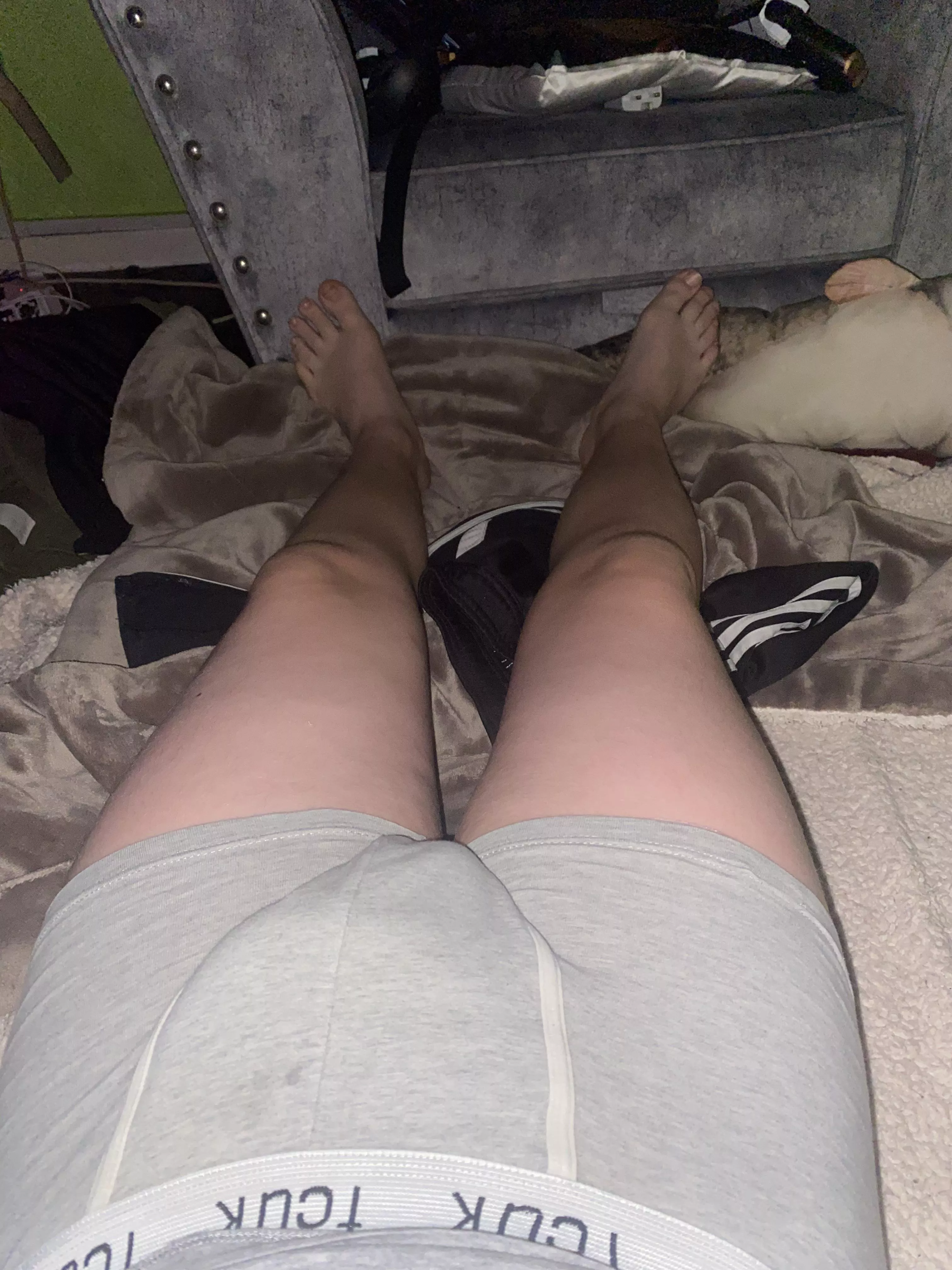 what r u doing if u found me asleep like this :3 posted by WaltzNo4807