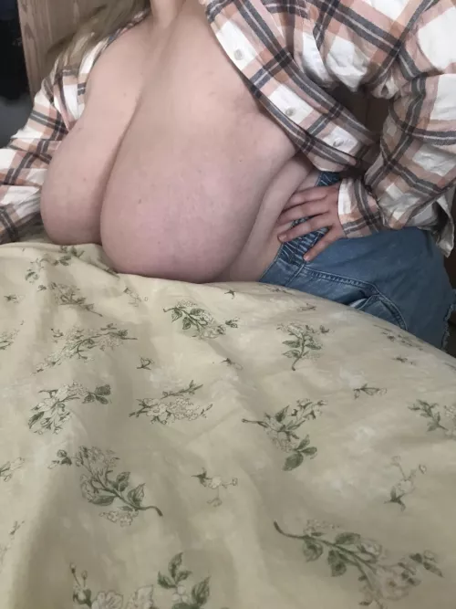 Would you fuck a farmer? by magnoliaorange