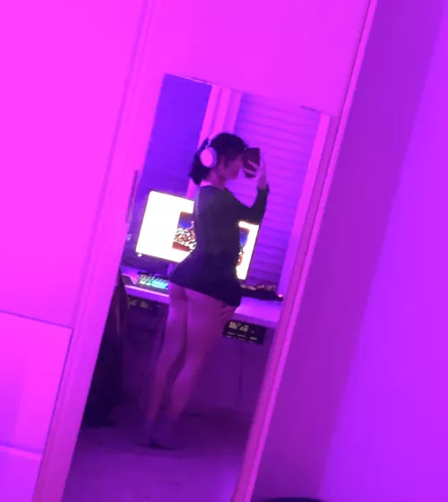 (18) gamer boy needs a gamer chair🥺 by Hot_Pool_4381